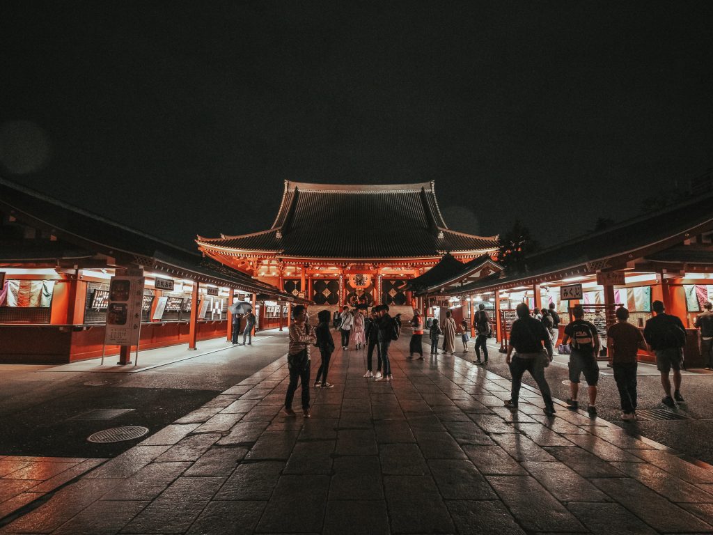 TOKYO- Japan - 9 2 S N A P - Travel Series